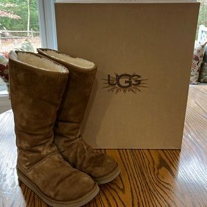 Get ready for winter with these Ugg boots!